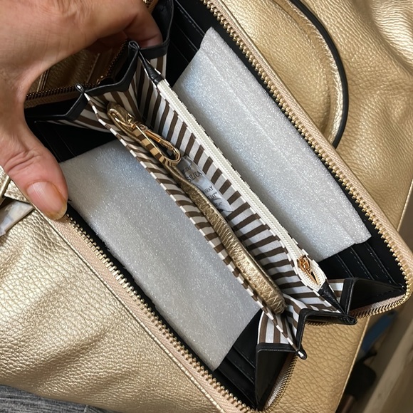 Ruby Collection Large Bag with Wallet & long strap Gold with Gold hardware. - Picture 13 of 16